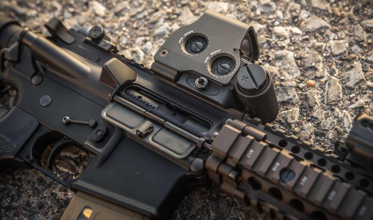 Голографічні приціли EOTECH